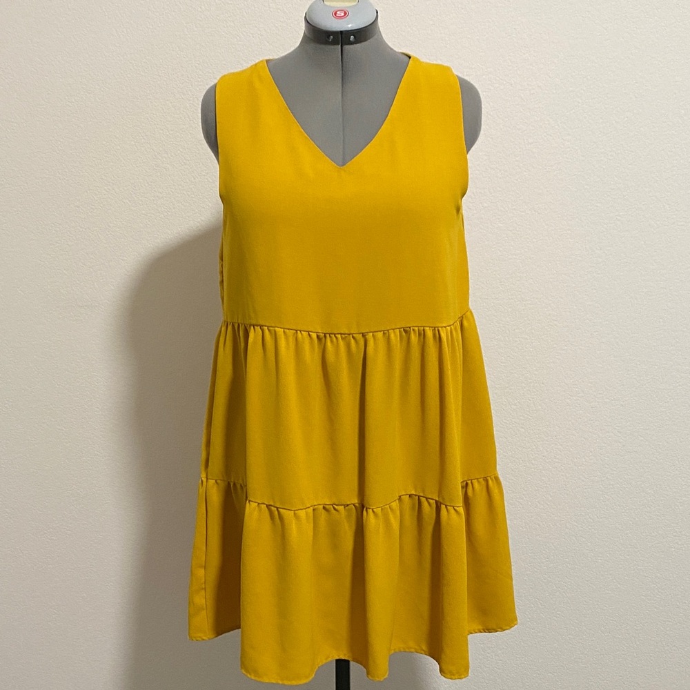 Tank Top Style Flowy Sleeveless Tiered Summer Dress Large Gold Yellow